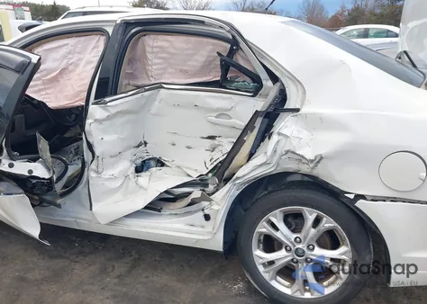 2012 Ford Fusion Se из США, поврежденный, VIN 3FAHP0HAXCR304474